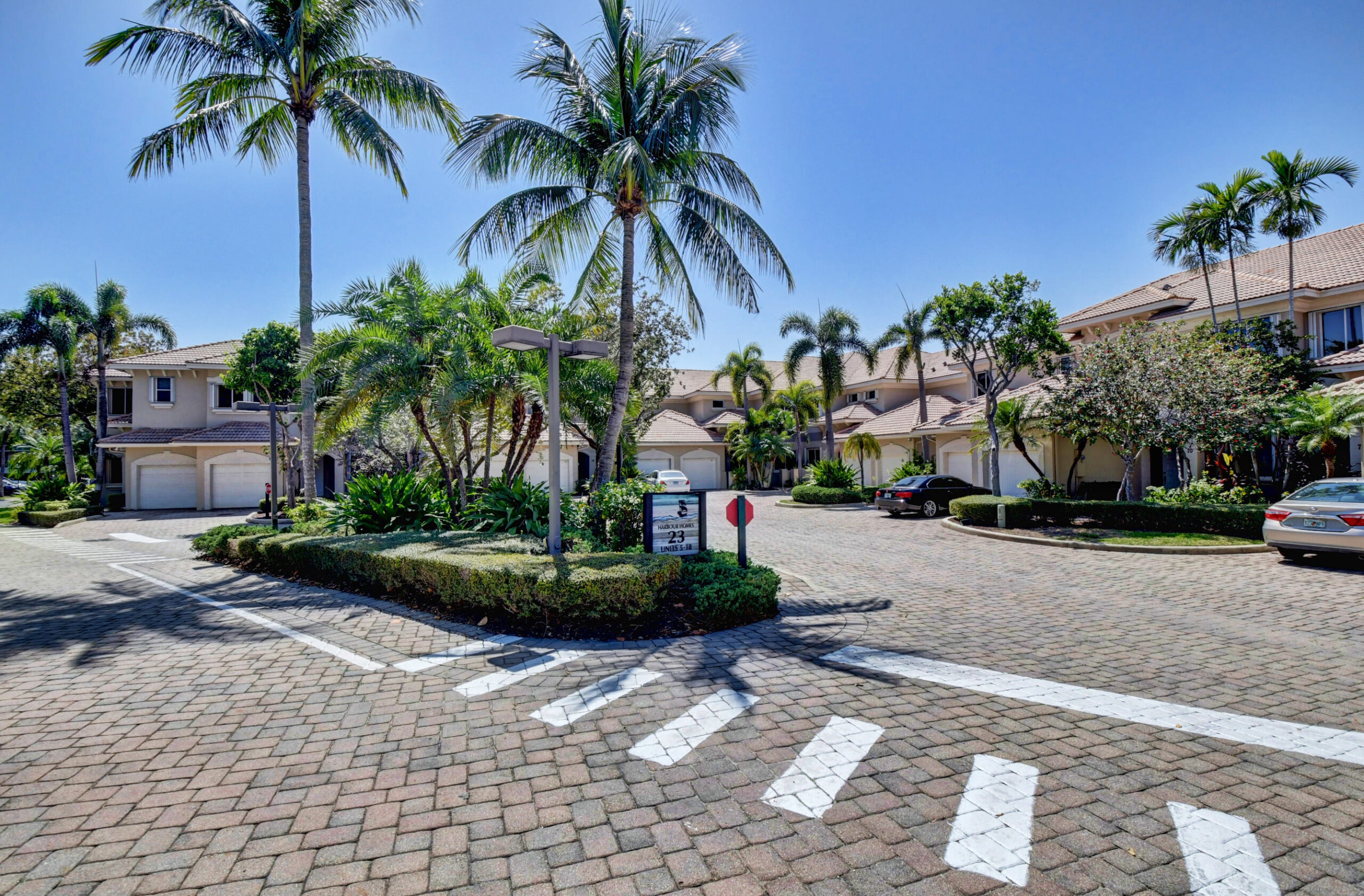 Boca Bayou Condos For Rent