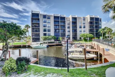 Boca Bayou - Condos for Rent